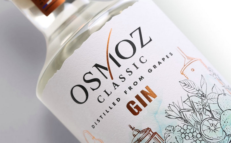 松子酒包裝設計,結合現代和傳統，添加了一點&ldquo;手工設計