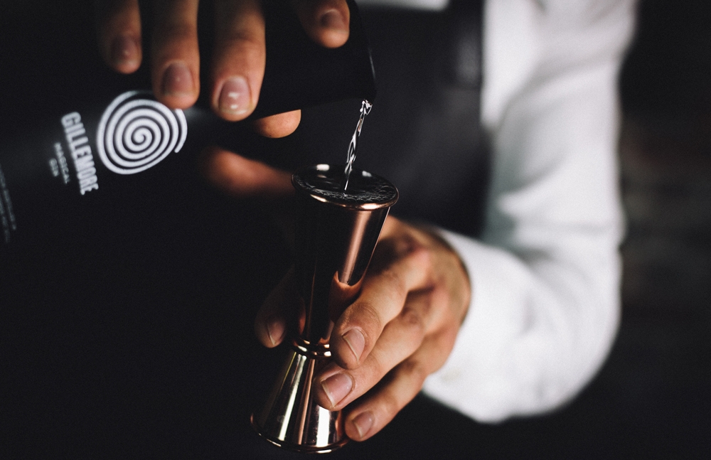 神奇松子酒瓶型包裝設計，全新視覺體驗