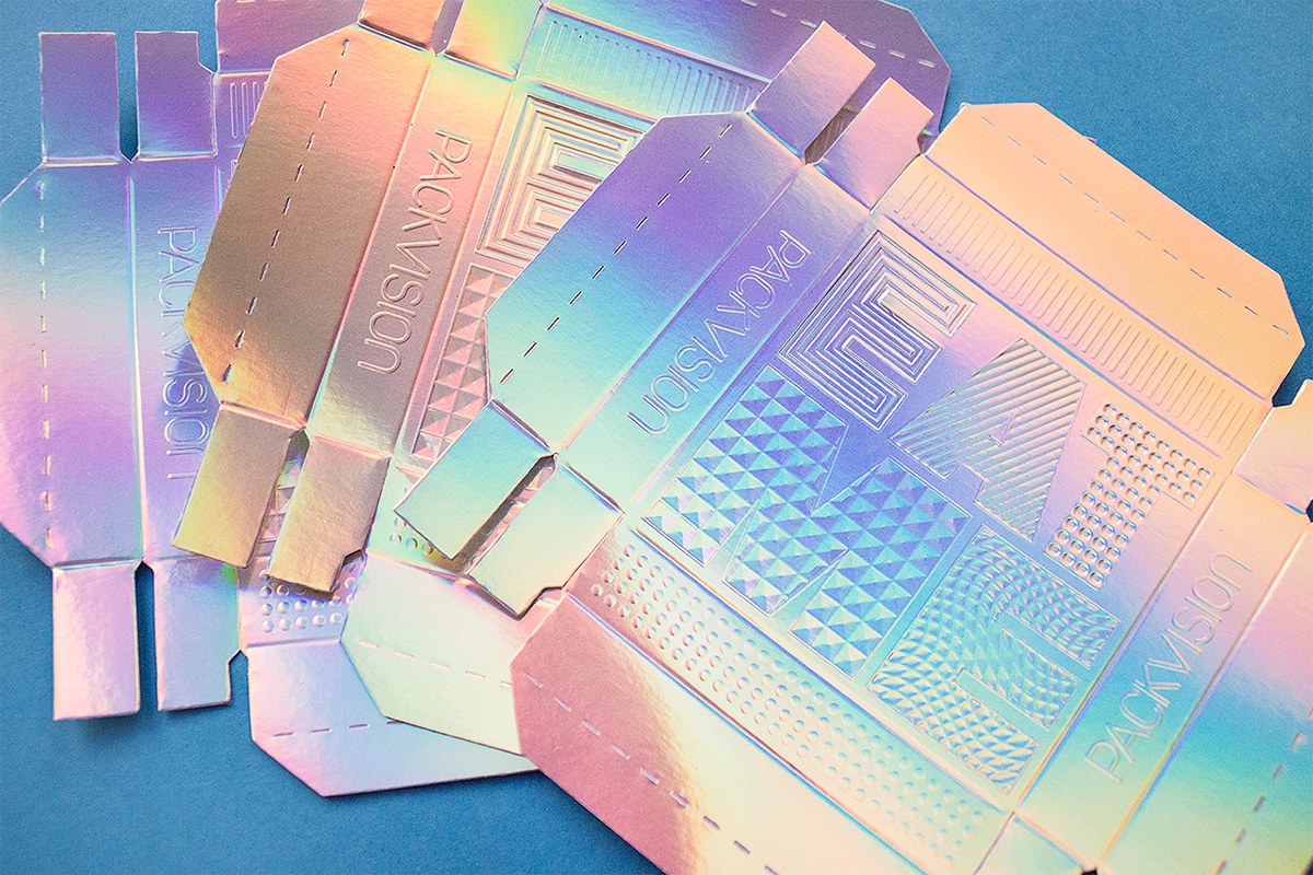 方形小巧克力食品包裝設計，閃亮的包裝設計